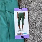 32 Degrees Heat 32 Degrees Cool Green Capri Leggings SIZE XS Photo 1
