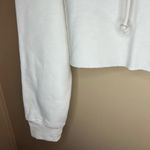 White Cropped Oversized Hoodie by Amazhiyu Size M Photo 2
