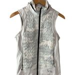 The North Face Vest Womens Quilted Full Zip Sleeveless camo Jacket vest Photo 2