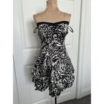 Speechless Strapless Tired Bubble Hem Mini Dress Black/White Paisley Print Sz 5 Photo 2