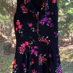 EXPRESS  Women's Black And Purple Floral Sleeveless Romper Size 2 Photo 0