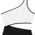 Victoria's Secret SWIM
Essential One-Shoulder Monokini One-Piece Swimsuit size l Photo 2