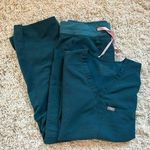 FIGS Scrubs Set Photo 0