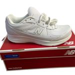 New Balance  577 walking DSL 2 white sneakers lace up women 7 Wide NWT Photo 2