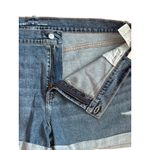 Old Navy Old‎ Navy Plus Size Boyfriend Mid Rise Distressed Shorts Size 22 Photo 3
