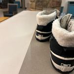 Jbu Boots Very nice ladies  boots. Warm!! No flaws size 10 M! Nice Photo 8