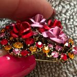 Sparkly Rhinestone Heart Brooch With Roses Photo 3