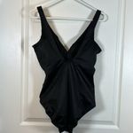 MiracleSuit  Illusionists Crossover Soft Cup Tummy Control Swimsuit Size 16 EUC Photo 8