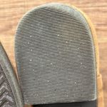 Toms  Boots Womens US 7  Ankle Booties Brown Suede Side Zip Heels Photo 6