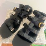 Massimo Dutti Black Strappy Sandals with Gold Buckle brand new Photo 6