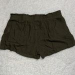 Jolt  size large linen blend green shorts tie front with pockets 2.5" inseam Photo 3