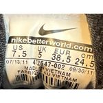 Nike Shox Running Shoes Womens Size 7.5 Black Pink Silver Sneakers 472647-002 Photo 3