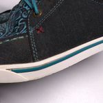 Twisted X  Women's Tooled Kicks Shoes Gray Teal Casual Size 7.5 Photo 11