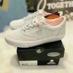 WOMEN’S ALLY OXFORD SNEAKER In white grey Size 6.5 Photo 3