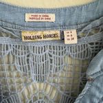 Holding Horses  Chambray Tunic Top Womens Size 2 Small Sleeveless‎ Crochet Back Photo 5