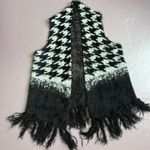 Investments Women's Houndstooth Fringe Vest Black Size L Trendy & Fashionable Photo 0