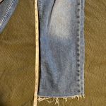 Hudson Jeans Women’s distressed Blue Jeans Photo 5