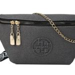 Chic Vintage Photo 0