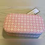 Cupcakes and Cashmere From Anthropologie | Jewelry Box W/ Zipper | Daisies Photo 5