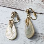 Vintage Clip On Earrings Teardrop Shape Mother of Pearl? Dangle Photo 11