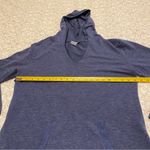 Daisy Fuentes  Women’s Blue Relaxed Hooded Long Sleeve Shirt Size XL Photo 4