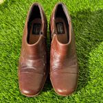 Clarks Clark’s Artisan Brown Women's Ankle Heeled Shoes Size 8N Photo 1