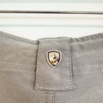 Kuhl  Women's Mid Rise Cargo Bermuda Outdoor Hiking Shorts Casual Summer in Gray‎ Photo 5