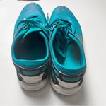 Nike Training Women's Athletic Sporty Running Swoosh Logo Sneakers Sz 8.5 Photo 4