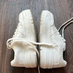 Berksha  White Sneakers Photo 4