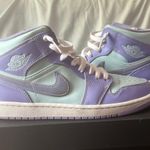 Nike Air Jordan 1 Mid Photo 0