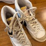 Nike  shoes  Photo 1