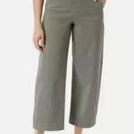 Gloria Vanderbilt Women's Wide Leg Cropped Green Pants NWOT Photo 2