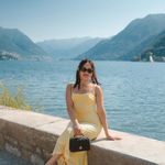 Bardot  - Elegant Yellow Lace Midi Dress Photo 2