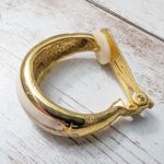 Vintage Clip On Earrings Photo 5