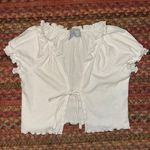 Sky And Sparrow  WHITE BASIC TIE FRONT CROP TEE Photo 0