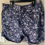 Bandolino Blu Navy Floral Shorts Photo 2