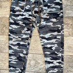 Zyia Active Sweatpants Small Track Pants Lounge Stretch Joggers Pockets Camo Photo 0