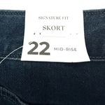 Lane Bryant NWT  Signature Denim Cotton Blend Blue Women's Mid-Rise Skort Photo 1