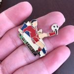 Vintage Loto Sport Soccer Player Pin Red Photo 0
