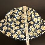 None Reversible bucket hat daisies print/solid black. NWOT Photo 7