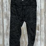 Lululemon  wunder under cropped leggings size 2 Photo 2