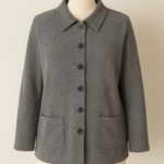 Cricket Lane Knit Button Photo 0