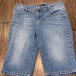 Bandolino  Blue Denim Shorts Riley style size 6 petite Photo 1