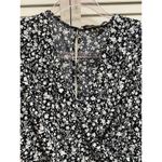 HYFVE Black/Ivory Floral Faux Wrap Button Up Back Short Sleeve Blouse Sz L Crop Photo 1