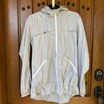 Lululemon Miss Misty Jacket Desert Snake Embossed Silver Fox, SIZE 10 Photo 1