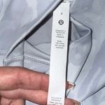 Lululemon  Wunder Under Short 10" *Ribbed
Incognito Camo Jacquard Alpine White 4 Photo 3