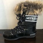 Women’s Black Monaco Low Moon Boot Size US 7 Photo 2