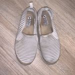Skechers Bobs  white memory foam woman’s 7 slip on shoes Photo 5