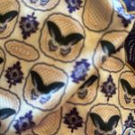 Live and let live  medium beaded print top nwot Photo 5