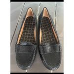 Vionic  Chill Larrun Loafers Black Leather Snake Print Pull On US 7 Photo 6